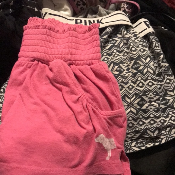 Pink shorts - Picture 2 of 2
